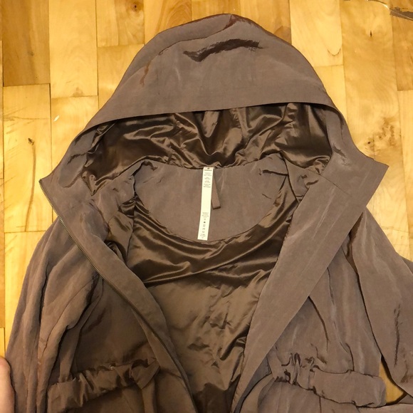 Lululemon new moves jacket - Picture 9 of 14